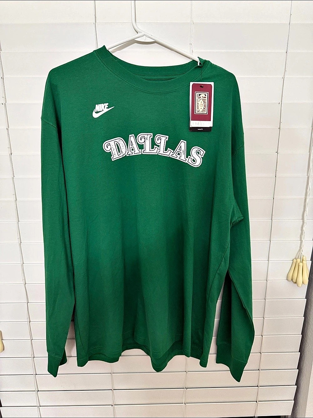 NWT Nike NBA Dallas Mavericks Long Sleeve T-Shirt Hardwood Classics Edition Larg